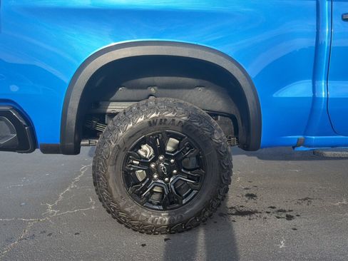 Used 2026 Chevrolet Silverado 1500 ZR2 w/ Dark Appearance Package image 4