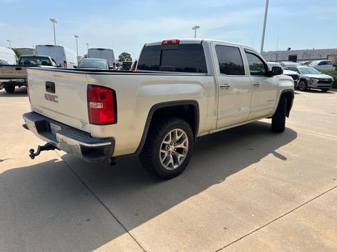 Used 2015 GMC Sierra 1500 SLT w/ SLT Crew Cab Value Package AWD/4WD image 4