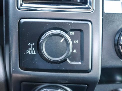 Certified 2019 Ford F150 XLT w/ Equipment Group 302A Luxury AWD/4WD image 22