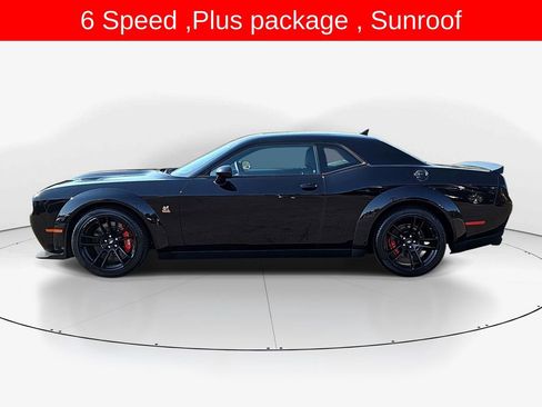 Used 2022 Dodge Challenger R/T Scat Pack RWD image 7