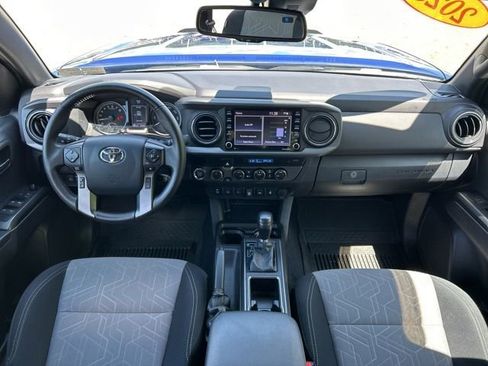 Used 2023 Toyota Tacoma TRD Off-Road w/ Technology Package AWD/4WD image 16