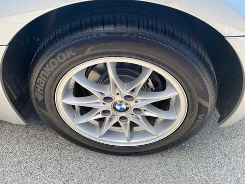 Used 2003 BMW Z4 2.5i image 31