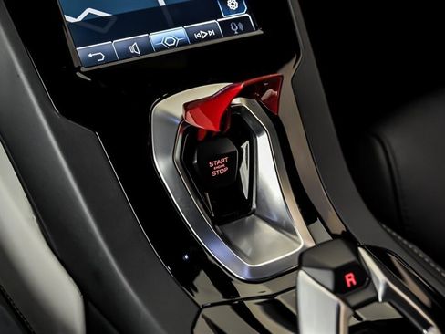 Used 2022 Lamborghini Huracan EVO RWD image 34
