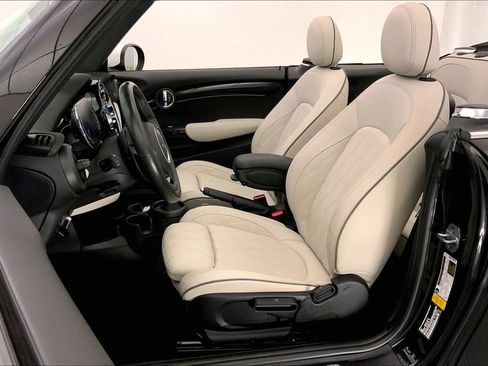 Used 2023 MINI Cooper S w/ Signature Upholstery Package FWD image 13