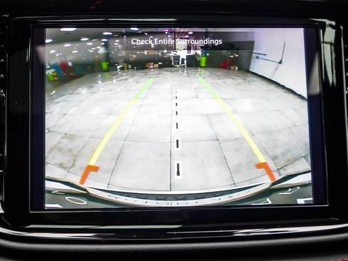 Used 2023 Dodge Durango GT AWD/4WD image 32