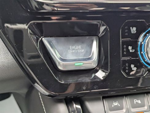 Used 2026 GMC Sierra 1500 AT4X image 34