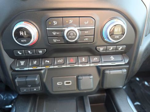 Used 2021 GMC Sierra 3500 Denali w/ Denali Ultimate Package image 19