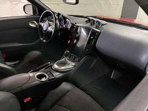Used 2014 Nissan 370Z Touring w/ Sport Package RWD image 20