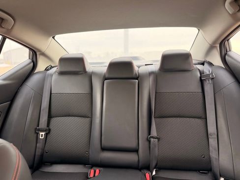 Used 2025 Nissan Altima 2.5 SR image 10