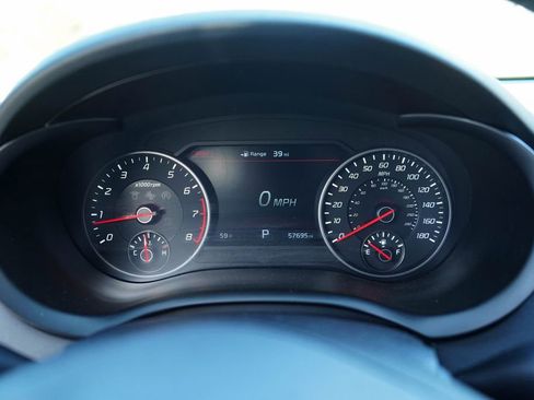 Used 2020 Kia Stinger GT2 image 6