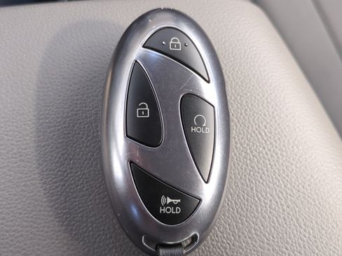 Used 2025 Hyundai Elantra SEL FWD image 23