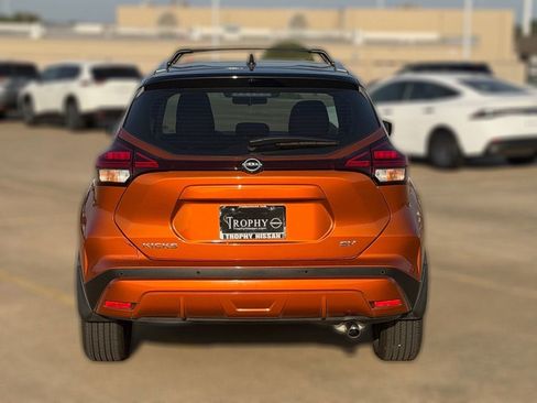 Certified 2024 Nissan Kicks SV w/ Exterior Package FWD image 7