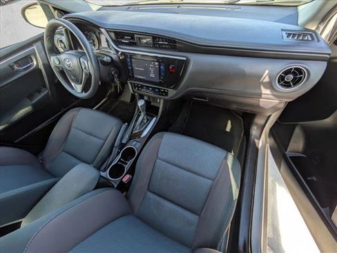 Used 2019 Toyota Corolla LE image 20