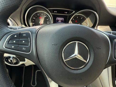 Used 2019 Mercedes-Benz GLA 250 4MATIC image 33