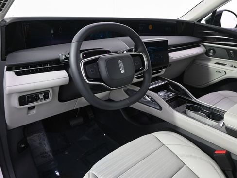 New 2026 Lincoln Nautilus Reserve AWD/4WD image 12