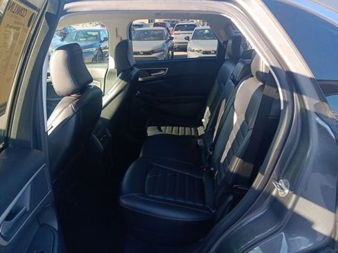 Used 2023 Ford Edge SEL image 22