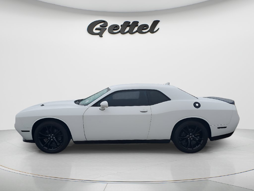 Used 2018 Dodge Challenger SXT Plus RWD image 8