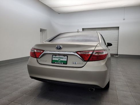 Used 2017 Toyota Camry XLE image 7