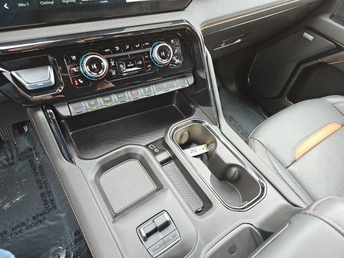 Used 2024 GMC Sierra 3500 AT4 w/ AT4 Premium Plus Package image 25