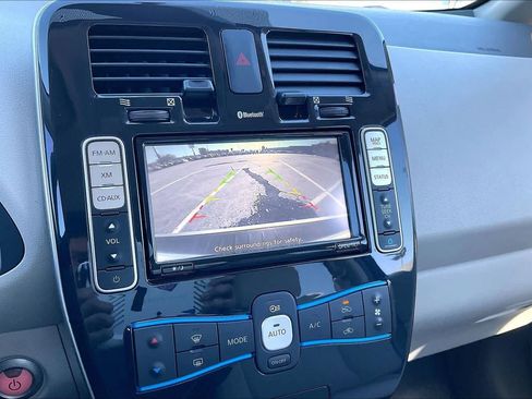 Used 2011 Nissan Leaf w/ Protection Pkg image 26