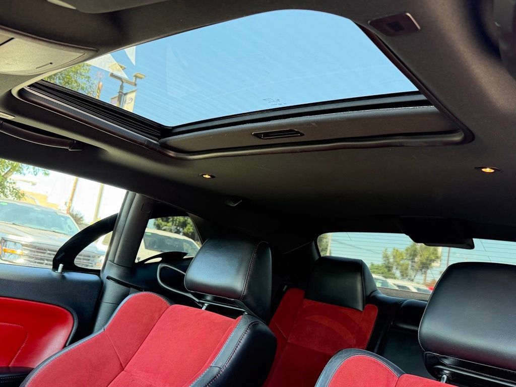 Used 2019 Dodge Challenger GT w/ Plus Package RWD image 17
