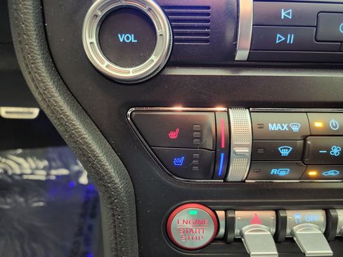 Used 2022 Ford Mustang Premium RWD image 10