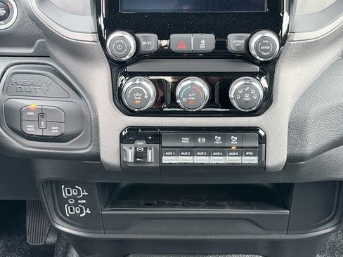 New 2026 RAM 3500 Tradesman w/ Chrome Appearance Group A AWD/4WD image 17