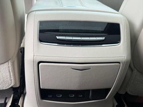 Used 2021 Cadillac Escalade Sport Platinum AWD/4WD image 25