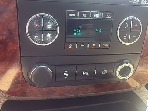 Used 2013 Chevrolet Silverado 3500 LTZ w/ LTZ Plus Package AWD/4WD image 20