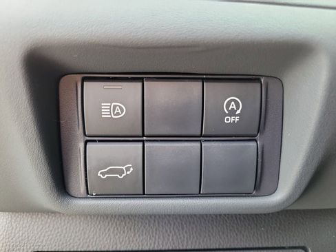 Used 2026 Toyota Highlander XSE image 25