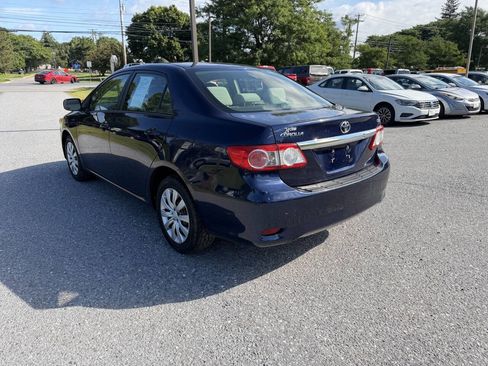 Used 2012 Toyota Corolla LE FWD image 3