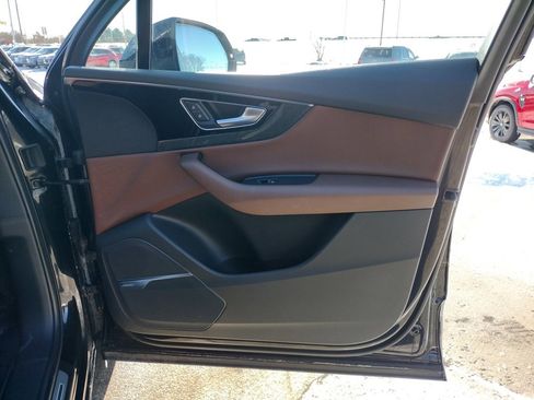 Used 2019 Audi Q7 3.0T Prestige w/ Prestige Package image 29