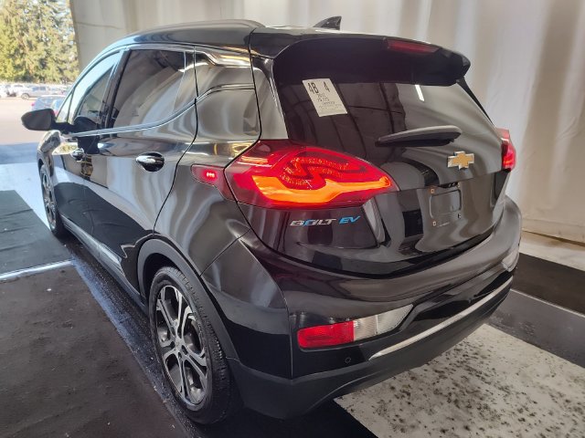 Used 2017 Chevrolet Bolt Premier FWD image 3