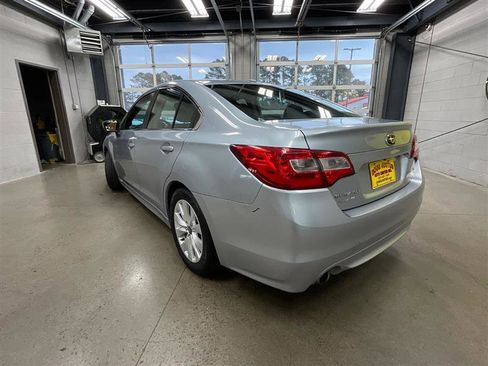 Used 2015 Subaru Legacy 2.5i Premium image 3