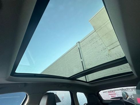 New 2025 Lincoln Corsair Premiere w/ Equipment Group 101A image 19