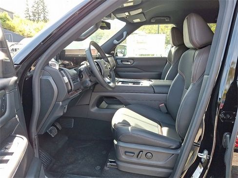 New 2026 Nissan Armada SL w/ Captain's Chari Seat Package image 6