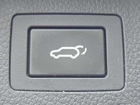 Used 2017 Hyundai Santa Fe Sport AWD/4WD image 22