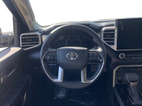 Used 2022 Toyota Tundra SR5 image 18