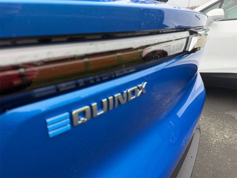 New 2026 Chevrolet Equinox EV LT image 29