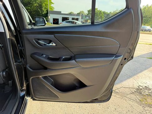 Used 2018 Chevrolet Traverse LT AWD/4WD image 21