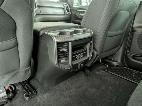 New 2026 RAM 1500 Big Horn AWD/4WD image 29