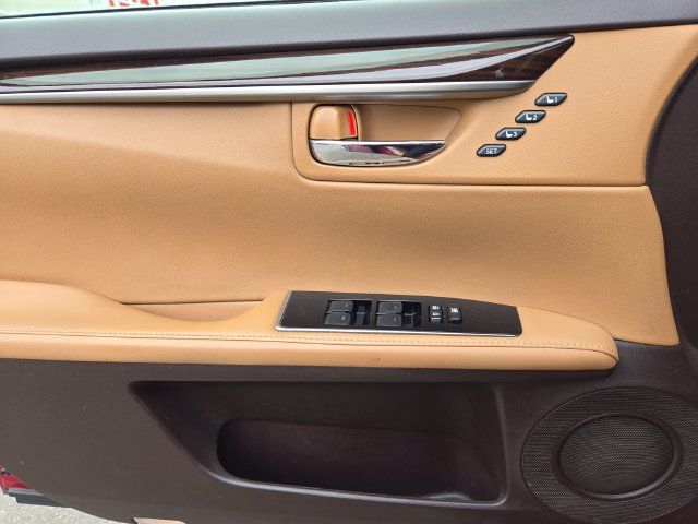Used 2017 Lexus ES 350 w/ Navigation System Package FWD image 15