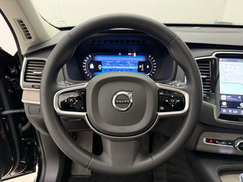Certified 2023 Volvo XC90 B6 Ultimate w/ Protection Package Premier AWD/4WD image 15