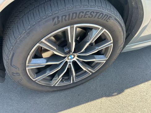 Used 2025 BMW X6 xDrive40i image 12