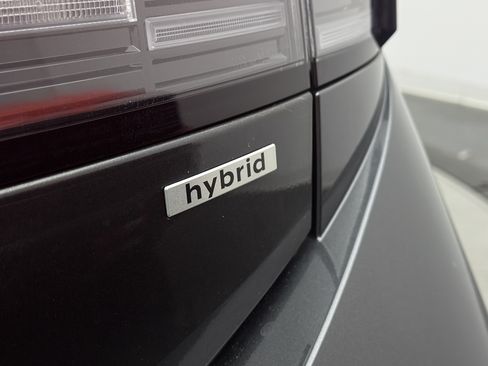 Used 2024 Hyundai Sonata SEL FWD image 32