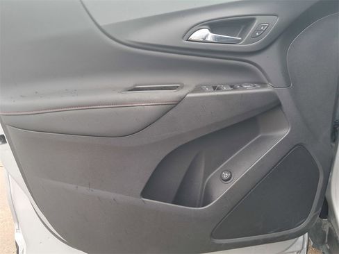 Used 2022 Chevrolet Equinox RS w/ LPO, Cargo Package image 9