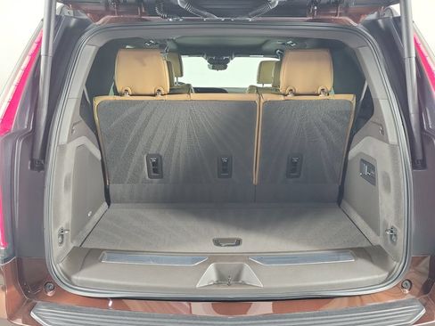 Used 2023 Cadillac Escalade Premium Luxury w/ LPO, Radiant Package RWD image 8