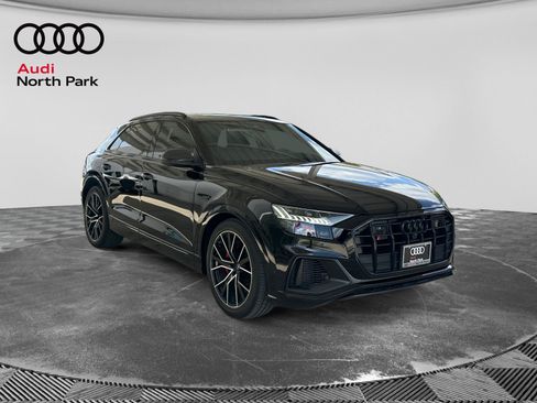 Used 2023 Audi SQ8 Prestige AWD/4WD image 7