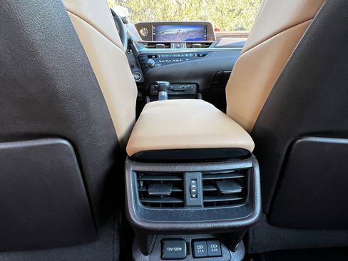 Used 2021 Lexus ES 350 w/ Premium Package image 37