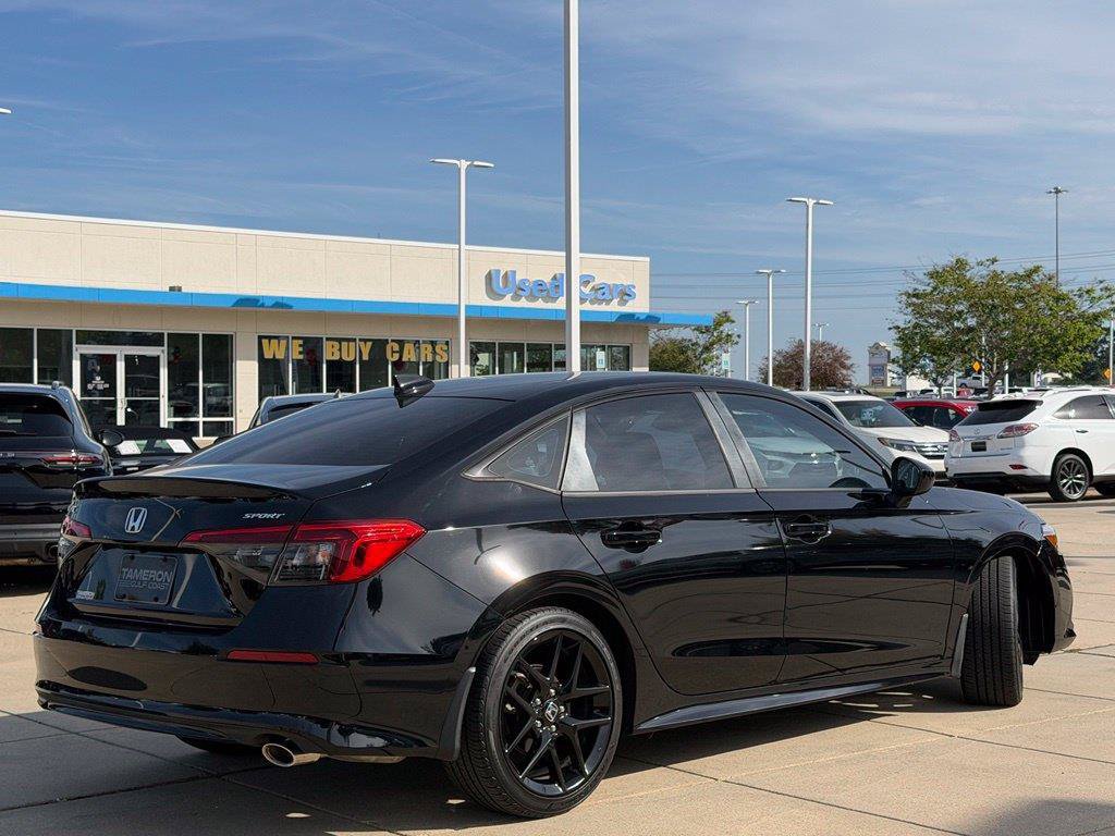 Used 2023 Honda Civic Sport image 4
